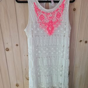 Adorable lace and fuschia dress.